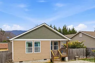 9 Half Moon Dr, Swannanoa, NC 28778 - Photo 1