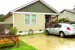 9 Half Moon Dr, Swannanoa, NC 28778 - Photo 1