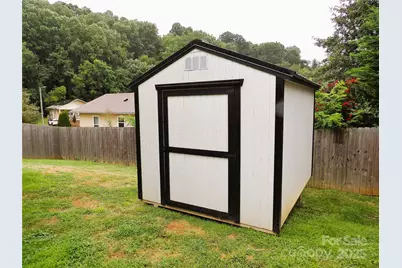 9 Half Moon Drive, Swannanoa, NC 28778 - Photo 23