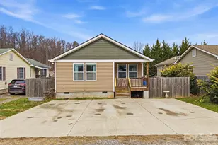 9 Half Moon Dr, Swannanoa, NC 28778 - Photo 1