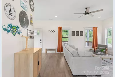 8 Green Tree Lane, Asheville, NC 28805 - Photo 11