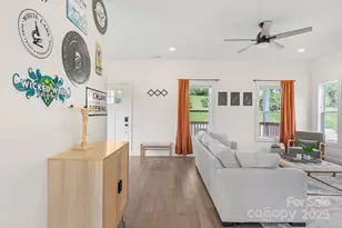 8 Green Tree Ln, Asheville, NC 28805 - Photo 11