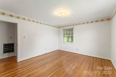 4745 16th Street Drive NE, Hickory, NC 28601 - Photo 11