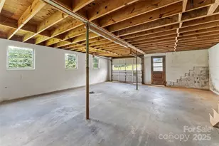 4745 16th St Dr NE, Hickory, NC 28601 - Photo 31