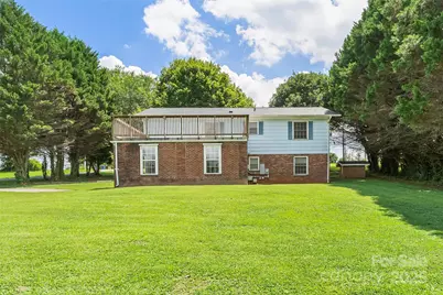 4745 16th Street Drive NE, Hickory, NC 28601 - Photo 27