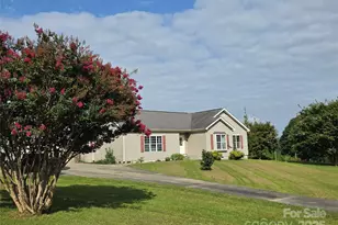 21 Persimmon Dr, Mills River, NC 28759 - Photo 3