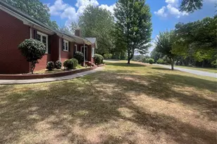 569 Great Falls Hwy, Chester, SC 29706 - Photo 3