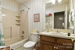 530 5th St NW, Hickory, NC 28601 - Photo 27