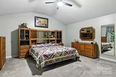 530 5th Street NW, Hickory, NC 28601 - Photo 17