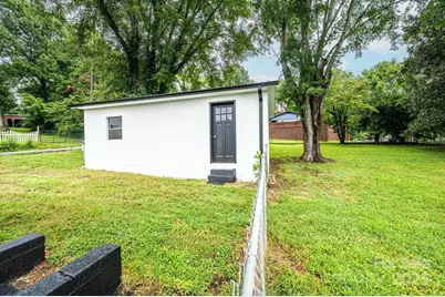 1105 Wildwood Road NE, Lenoir, NC 28645 - Photo 31