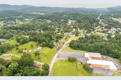 1105 Wildwood Road NE, Lenoir, NC 28645 - Photo 37