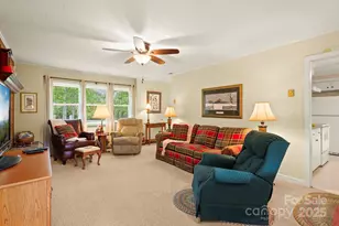 1074 Nikanor Rd, West Jefferson, NC 28694 - Photo 7