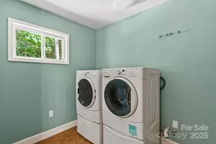 15 Mayfield Rd, Asheville, NC 28804 - Photo 23