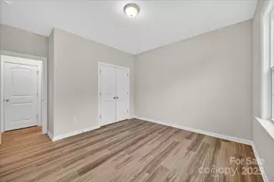 7926 Rolling Wheels Rd, Charlotte, NC 28215 - Photo 33