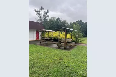 3506 Springs Road NE, Hickory, NC 28601 - Photo 7