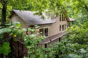 300 Sweet Birch Ln, Tuckasegee, NC 28783 - Photo 5