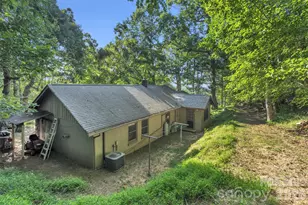 3605 Skyuka Mountain Rd, Columbus, NC 28722 - Photo 23