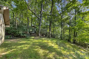 3605 Skyuka Mountain Rd, Columbus, NC 28722 - Photo 25