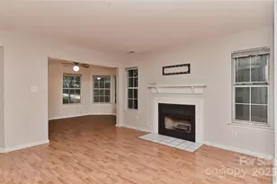 6500 Clavell Ln, Charlotte, NC 28210 - Photo 9