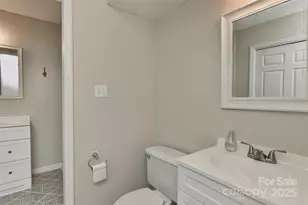 6500 Clavell Ln, Charlotte, NC 28210 - Photo 19