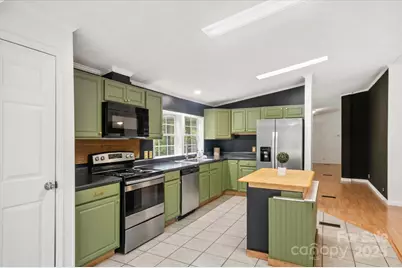 299 Foxtail Heights Drive, Marion, NC 28752 - Photo 11