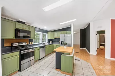 299 Foxtail Heights Drive, Marion, NC 28752 - Photo 7