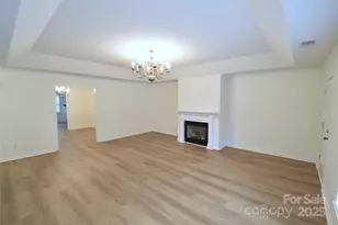 542 Queen Brogan Ct, Gastonia, NC 28054 - Photo 5