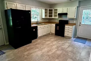 1568 Conway Ct, Granite Falls, NC 28630 - Photo 3