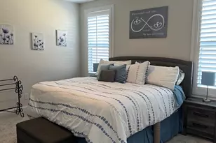 12417 Old Iron Ln, Charlotte, NC 28215 - Photo 13