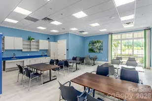 12417 Old Iron Ln, Charlotte, NC 28215 - Photo 43