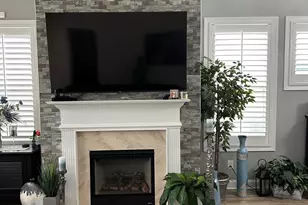 12417 Old Iron Ln, Charlotte, NC 28215 - Photo 11