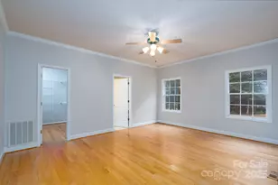 426 Pearl Bay Dr, New London, NC 28127 - Photo 11