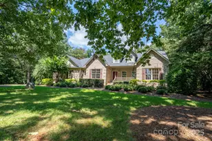 426 Pearl Bay Dr, New London, NC 28127 - Photo 3