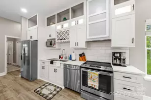 2002 Pln Fld Dr, Bessemer City, NC 28016 - Photo 9