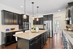 12610 Old Westbury Dr, Cornelius, NC 28031 - Photo 5