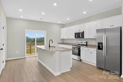 1986 W Davidson Avenue, Gastonia, NC 28052 - Photo 7