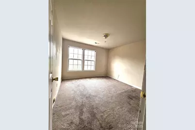 1162 Plaza Walk Drive, Charlotte, NC 28215 - Photo 11