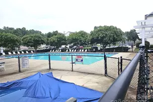 1162 Plaza Walk Dr, Charlotte, NC 28215 - Photo 21