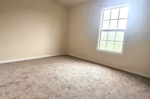 1162 Plaza Walk Dr, Charlotte, NC 28215 - Photo 9