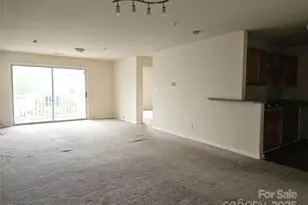 1162 Plaza Walk Dr, Charlotte, NC 28215 - Photo 15