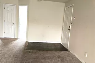 1162 Plaza Walk Dr, Charlotte, NC 28215 - Photo 17