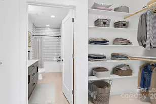 1133 Harding Pl, Charlotte, NC 28203 - Photo 29