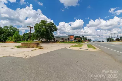 706 S Main Street, Mount Holly, NC 28120 - Photo 11