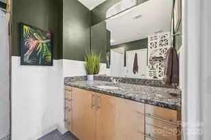 210 N Church St, Charlotte, NC 28202 - Photo 11