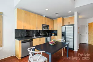 210 N Church St, Charlotte, NC 28202 - Photo 3