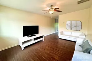 31 English Ivy Rd, Asheville, NC 28806 - Photo 5