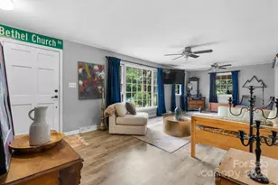 3843 22nd St NE, Hickory, NC 28601 - Photo 5