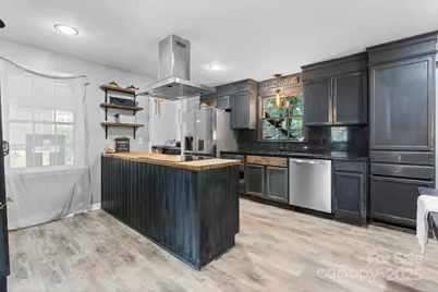 3843 22nd Street NE, Hickory, NC 28601 - Photo 11