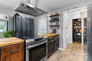 3843 22nd St NE, Hickory, NC 28601 - Photo 9