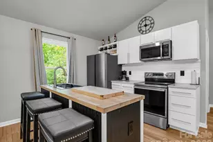 257 Roadrunner Cir, Lake Lure, NC 28746 - Photo 7